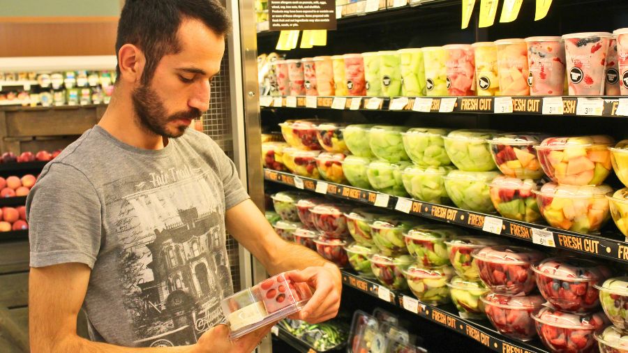 Grocery Shopping on a Budget Grocery Shopping on a Budget